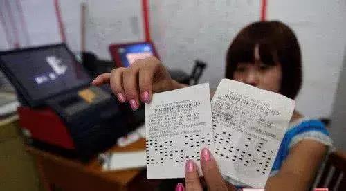 澳门6合和彩2025生肖图,澳门六合和彩2025生肖图，探索传统彩票的魅力与预测趋势