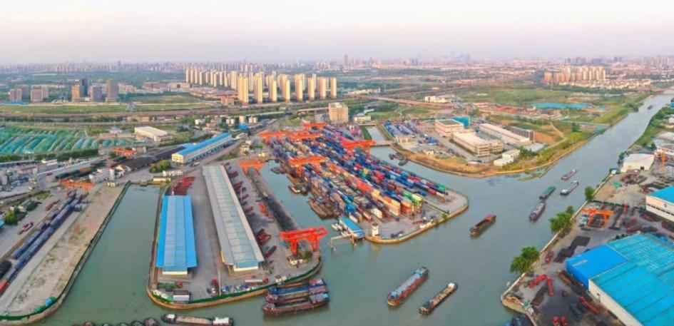 香港2025最准马资料免费,香港2025最准马资料免费，探索预测与未来的交汇点