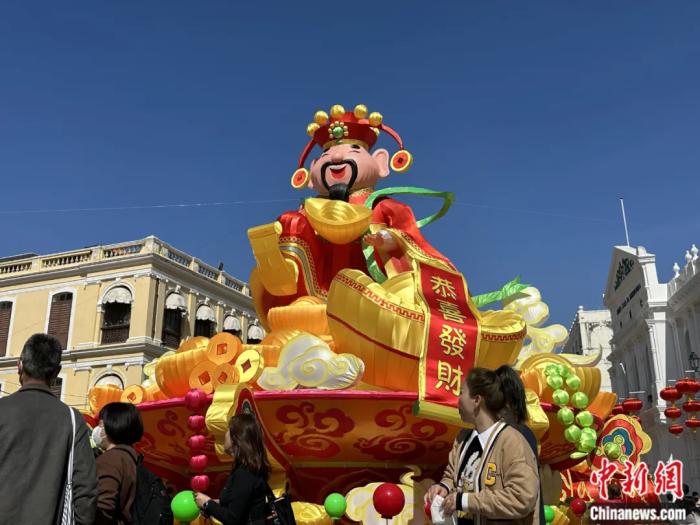澳门三肖三码精准财神爷,澳门三肖三码精准财神爷，揭秘神秘文化与传统智慧的交融