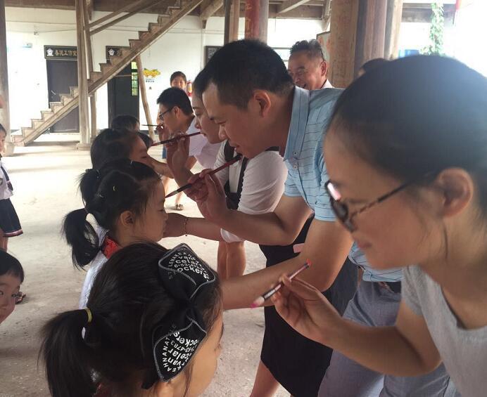 刘伯温白小姐免费,刘伯温白小姐免费传奇故事